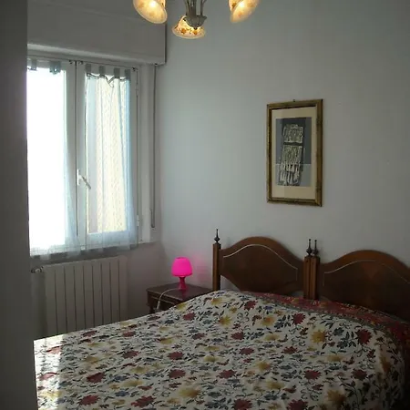 Lungofrigido Ponente 6/d Massa (Tuscany)